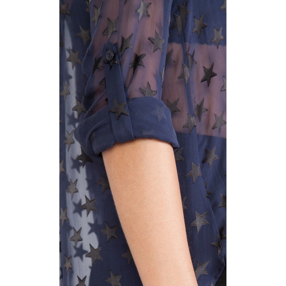Diane von Furstenberg Lorelei Blue Star Print Sheer Chiffon Blouse Women's Sz 2 - Picture 3 of 14